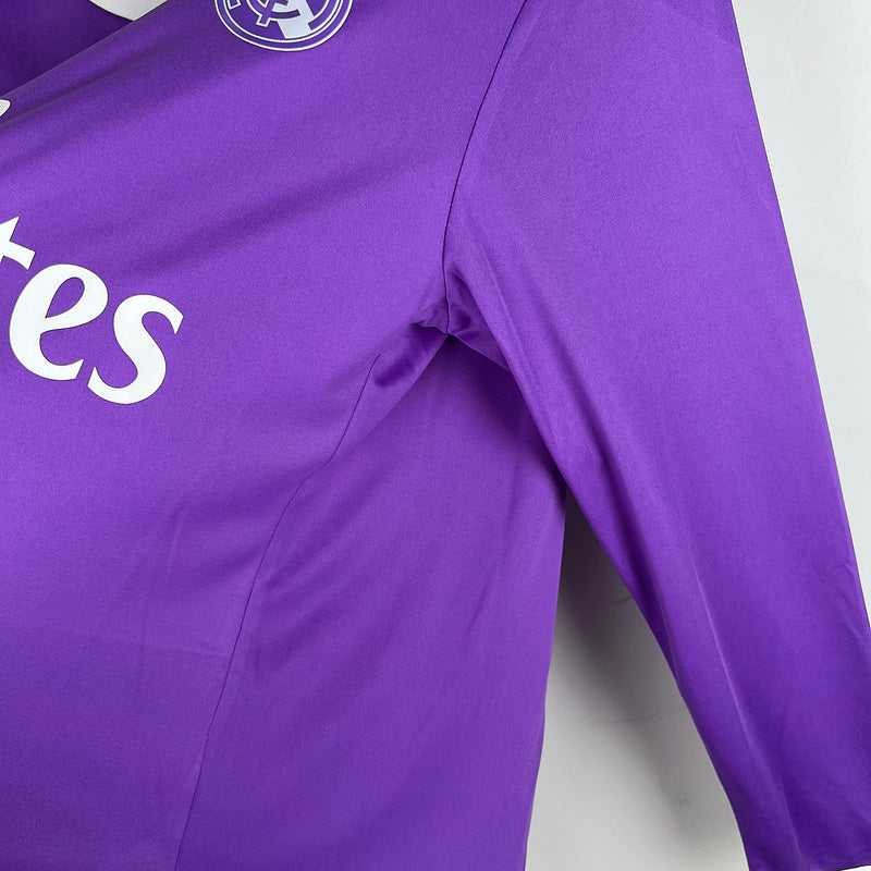 Camisa Retrô Real Madrid 16/17 + Patchs Torcedor Adidas Masculina Mang